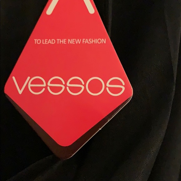 Black Vessos romper. With tags - Picture 4 of 5